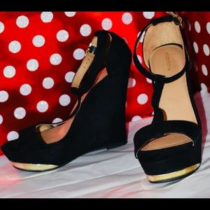 Xhilaration Faux Suede Platform Wedges